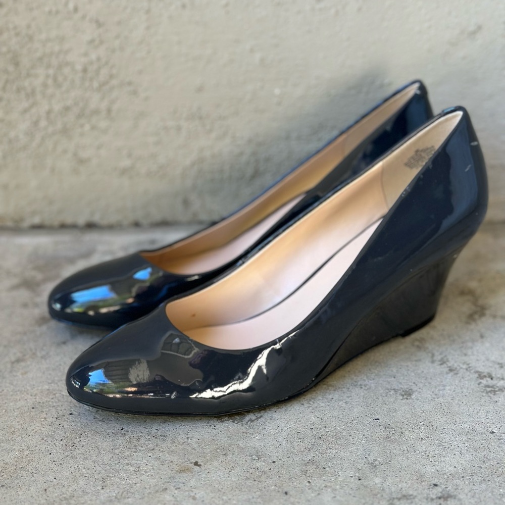 Nine West Patent Wedge Heel Gray Size 9